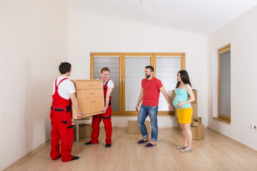 House move support with a moving van for Temple customers