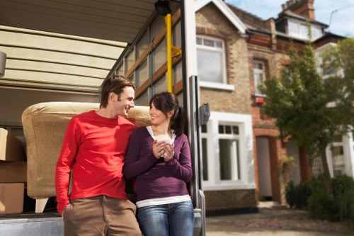 Temple street access and parking considerations for removals van
